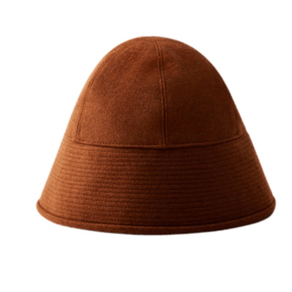 Aritzia Auxiliary Flannel Bucket Hat
